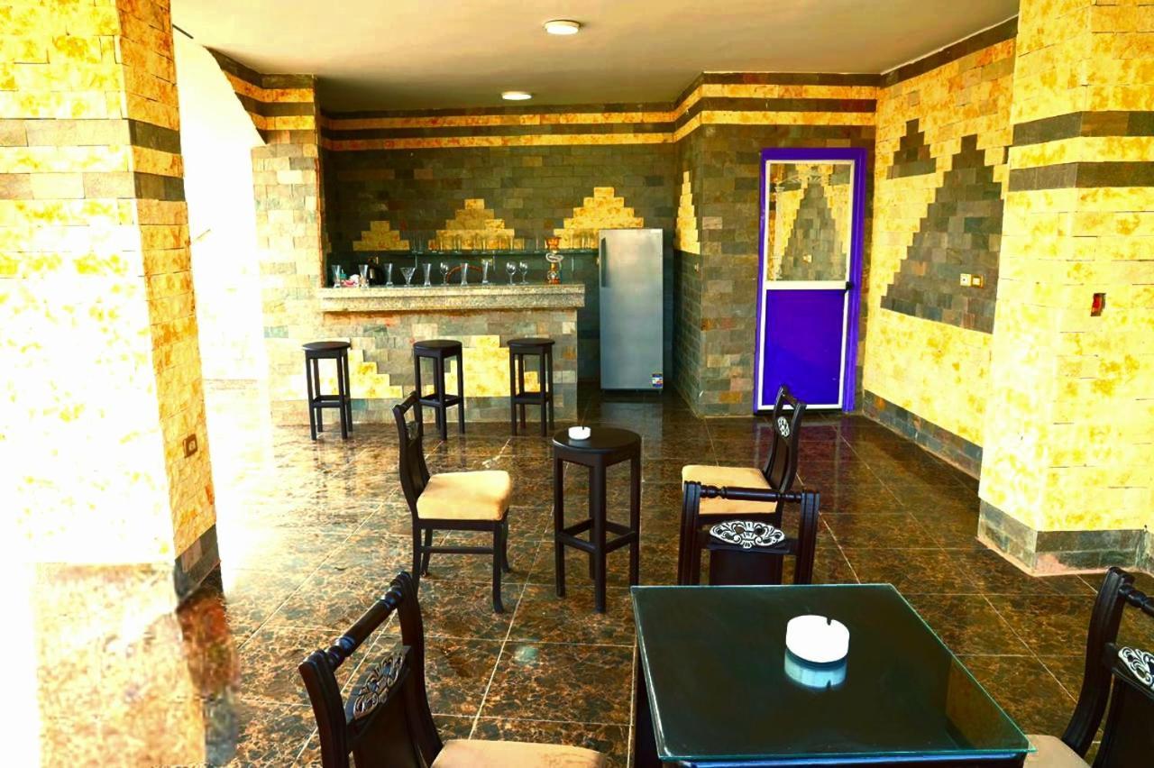 Magic Pyramids Hotel 3*