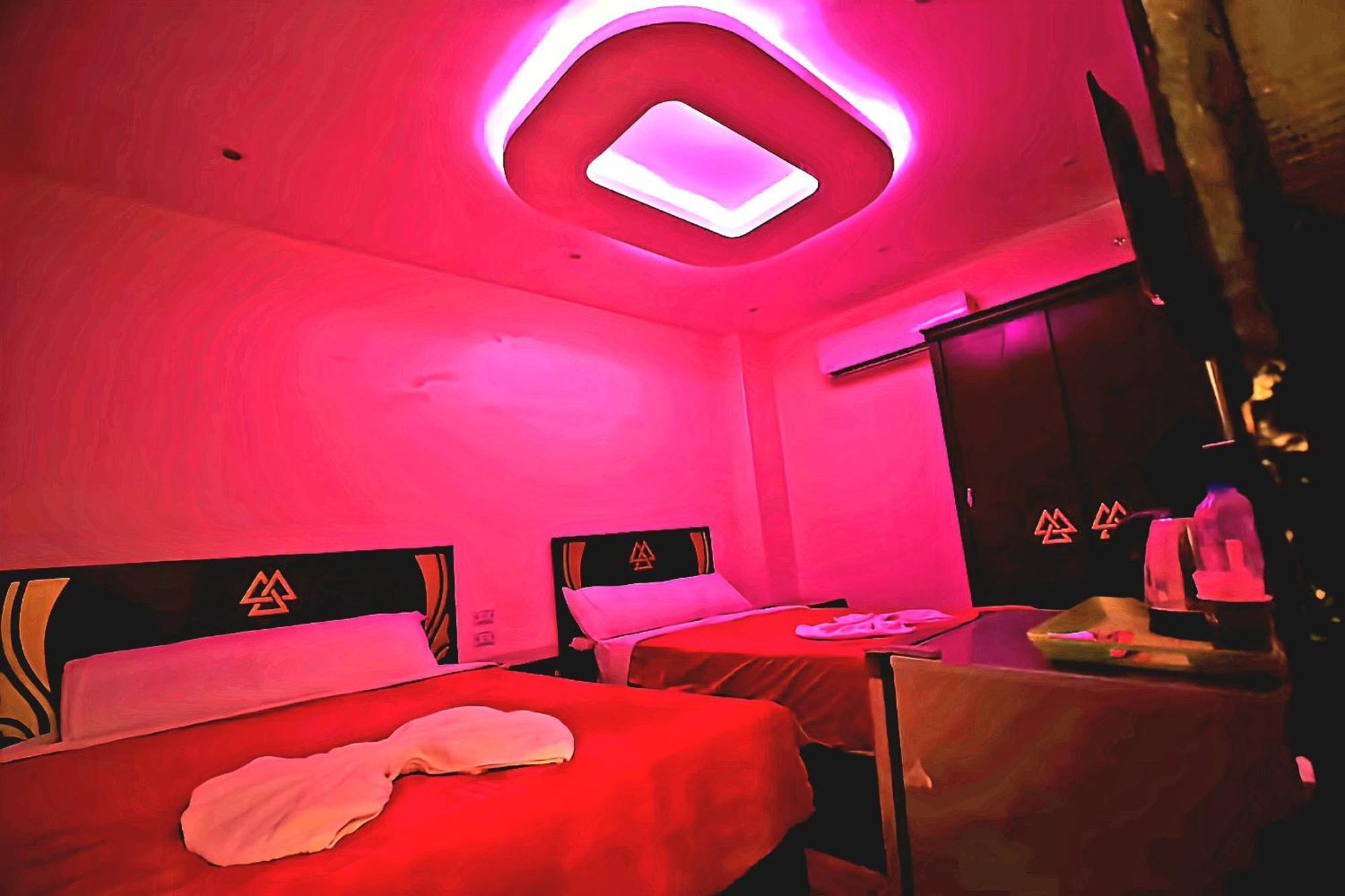 Hotel Magic Pyramids