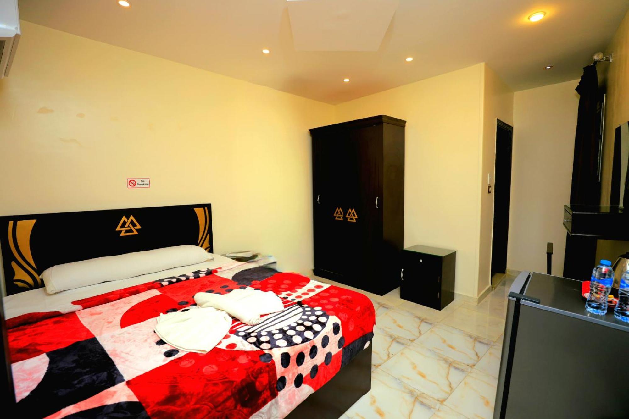 Magic Pyramids Hotel Cairo