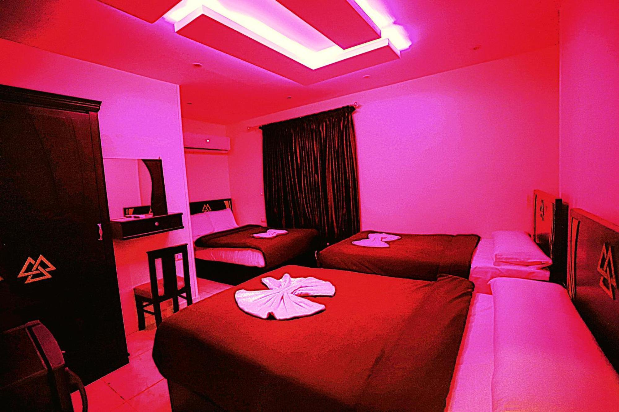 Magic Pyramids Hotel Cairo
